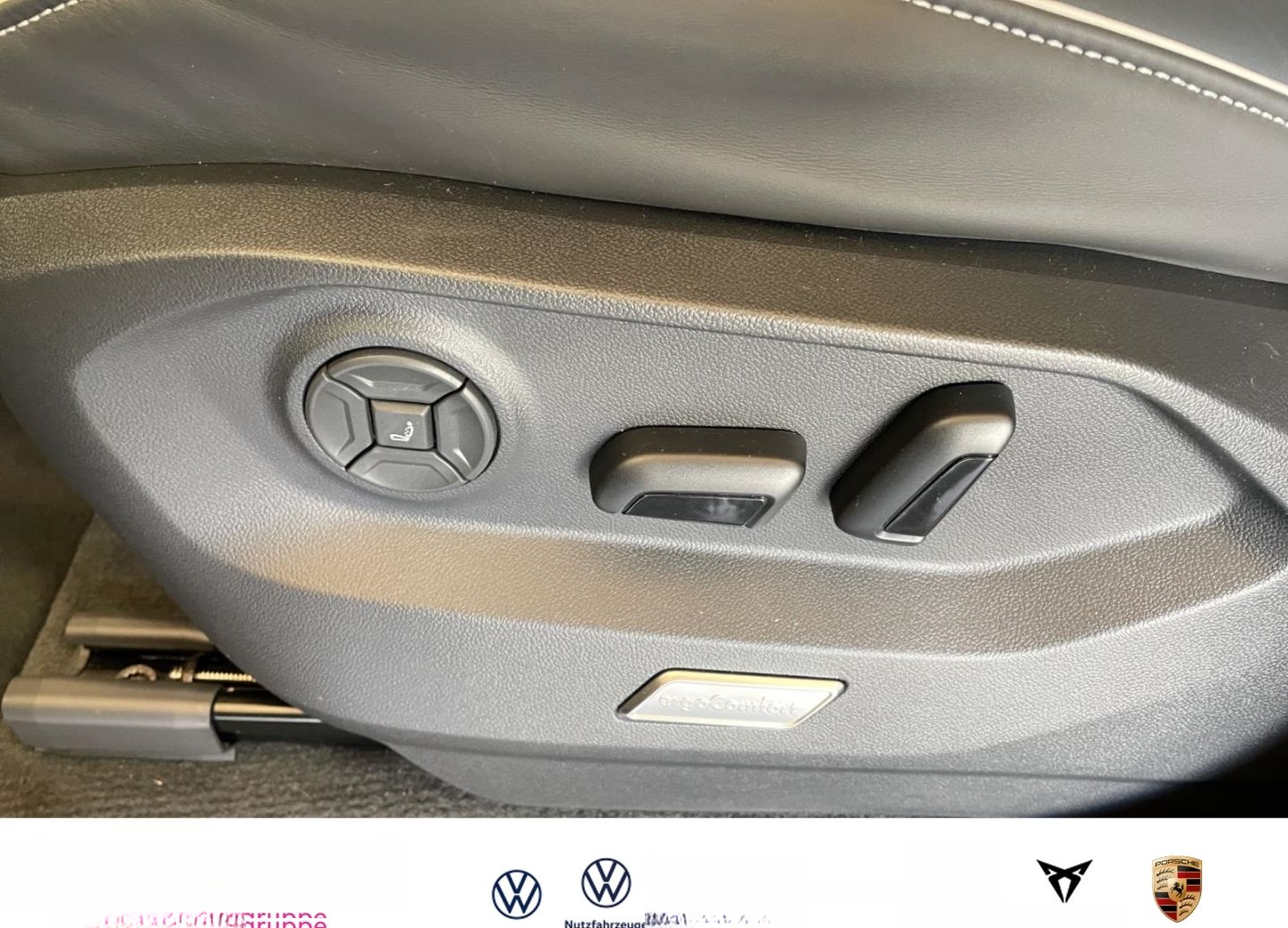 Volkswagen Touareg R-Line BlackStyle Luftfederung StandHZG  foto 17