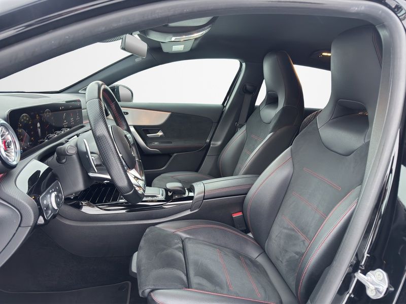 Mercedes-Benz A 45 AMG 4M+ NAVI 360 BURMESTER AMBIENTE LED foto 17