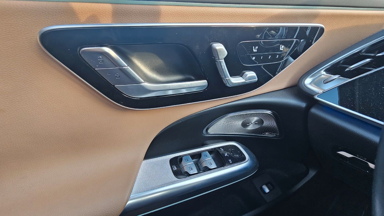Mercedes-Benz E 300 de 4M AMG Line Premium Plus foto 7