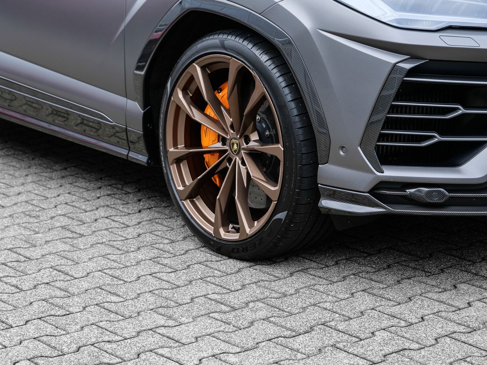 Lamborghini Urus Grigio Keres Matt, Full Exterior Carbon foto 10