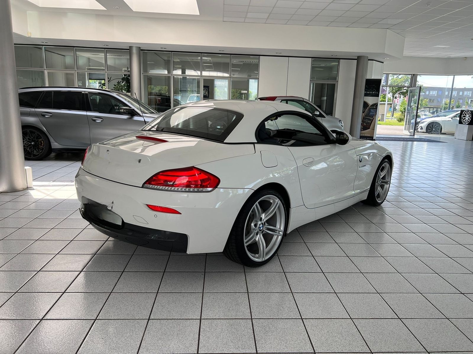 BMW Z4 sDrive20i M-Sport*Leder*Navi*Xenon* foto 7