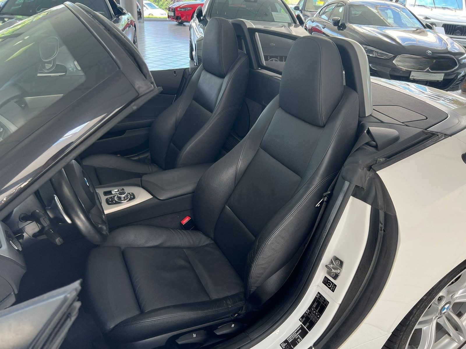 BMW Z4 sDrive20i M-Sport*Leder*Navi*Xenon* foto 10