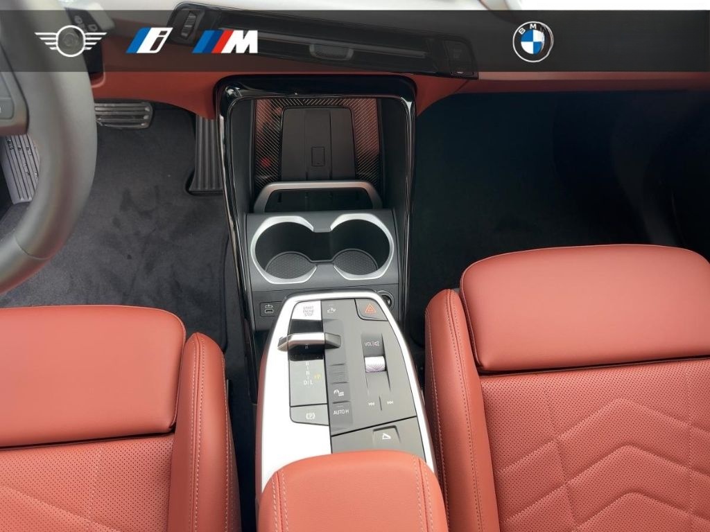 BMW X1 sDrive20i Park-Assistent LED Lenkradhzg Komfo foto 12