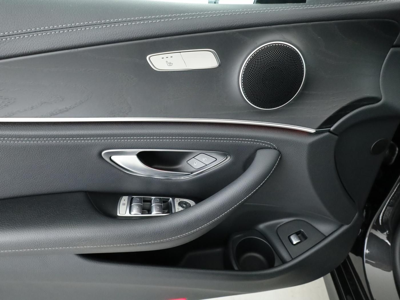 Mercedes-Benz E 450 4M T *AMG*Multibeam*PDC*360°*Keyless*20''* foto 20