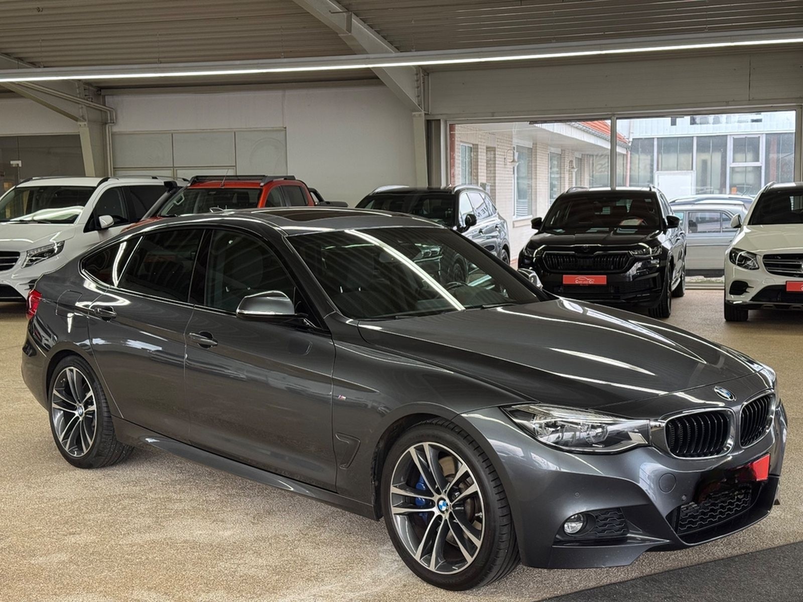 BMW 330d GT xDrive M-Sport *SHZ*NAV*PAN*LED*HuD* foto 5