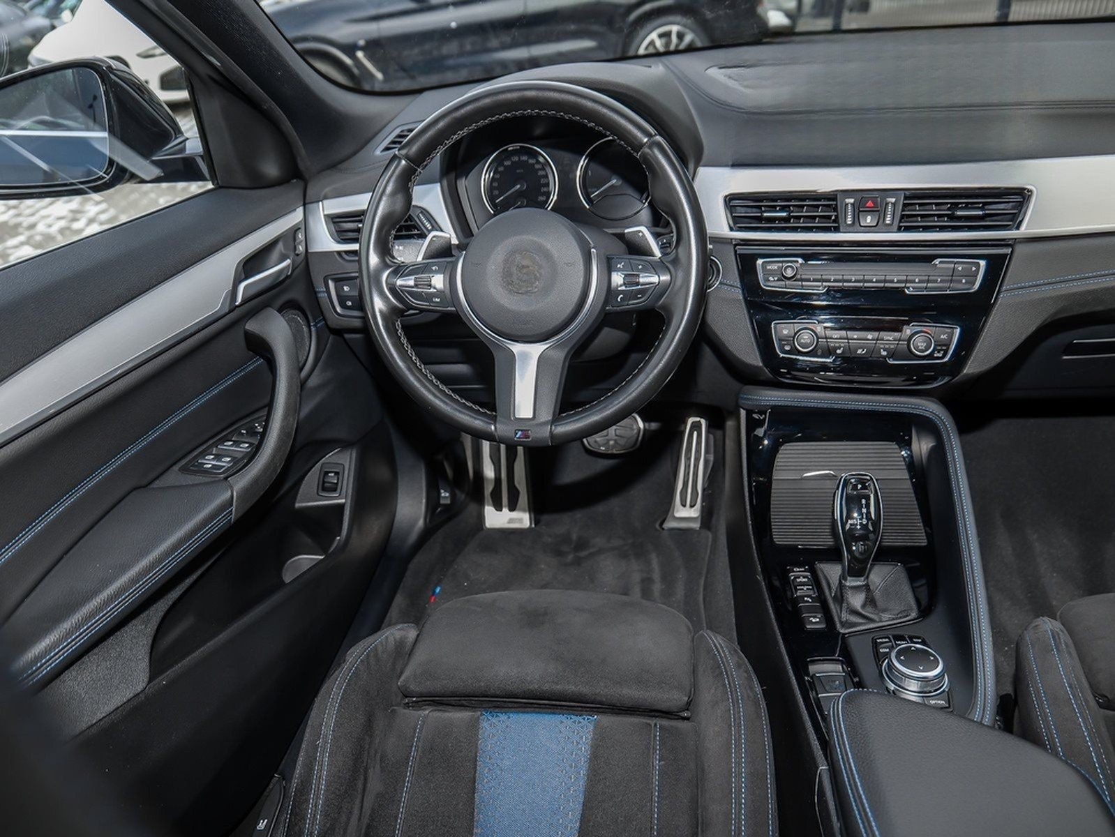 BMW X2 M35i Navi HUD PAS DRA adLED DAB HiFi foto 15