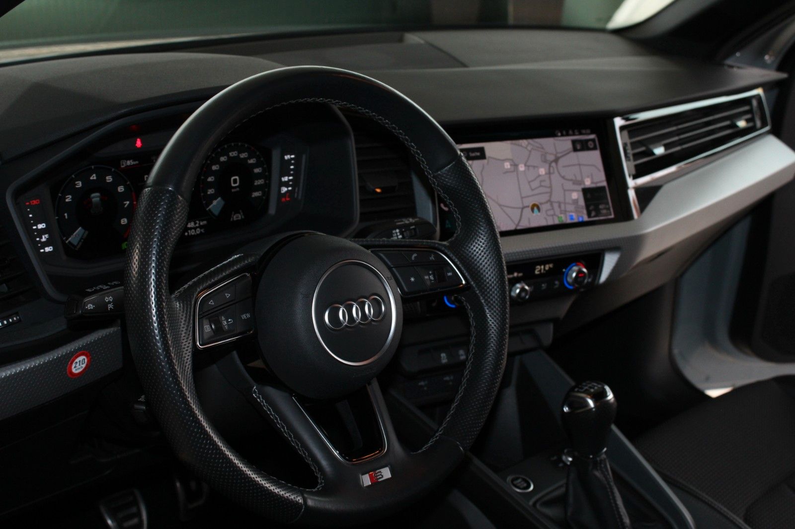 Audi A1 Citycarver 30 TFSI Navi LED S Line foto 10