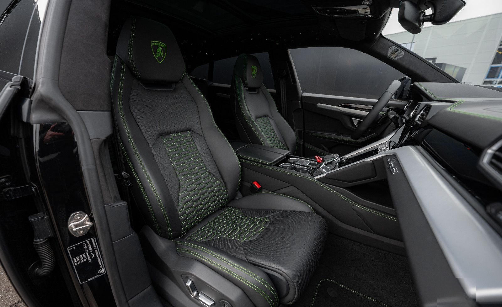 Lamborghini Urus B&O 23" PANO MASSAGE AHK 360° STERNEHIMMEL foto 21