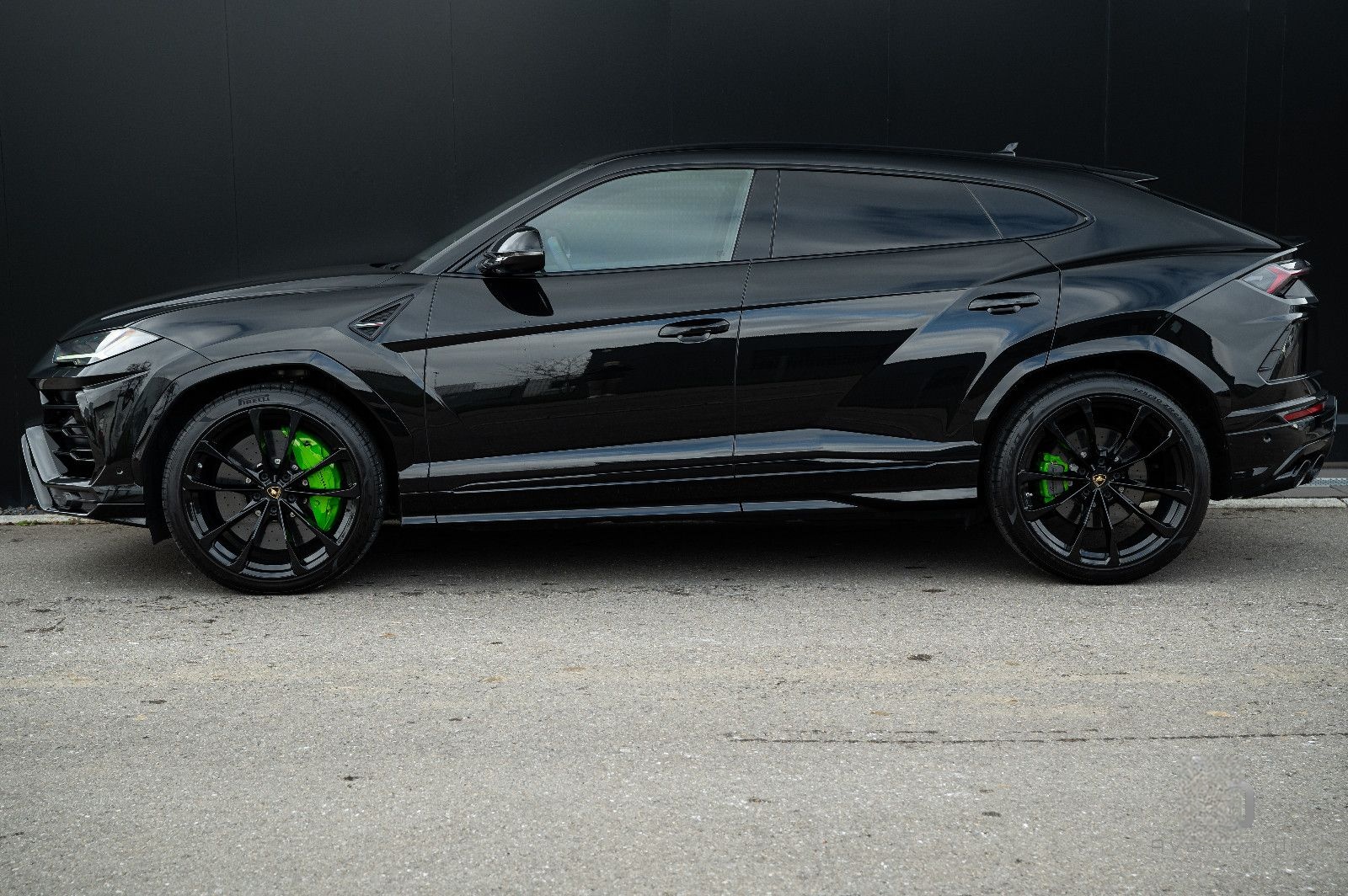 Lamborghini Urus B&O 23" PANO MASSAGE AHK 360° STERNEHIMMEL foto 5