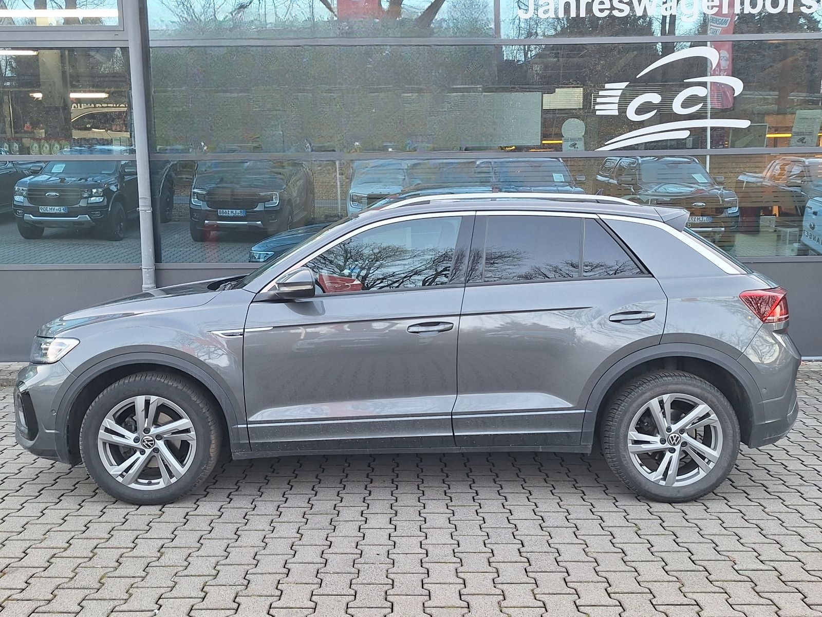 Volkswagen T-Roc 2,0 TDI R-Line /VIRTUAL/MATRIX/ACC/LEDER foto 2