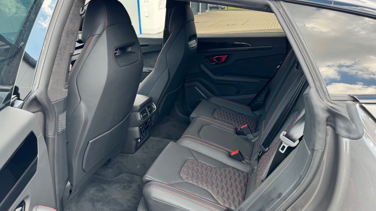 Lamborghini Urus S 4.0 HuD Bang & Olufsen Massage Garantie foto 17
