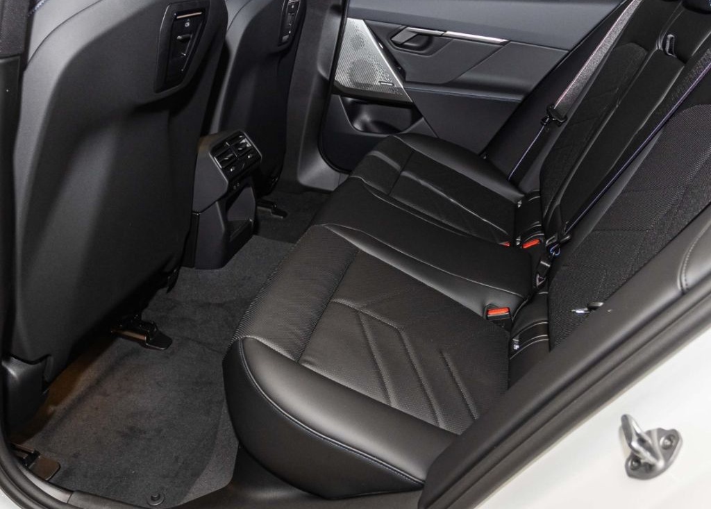 BMW 520 d M Sport+Limousine+Park-Assistent+HUD+Navi+ foto 10