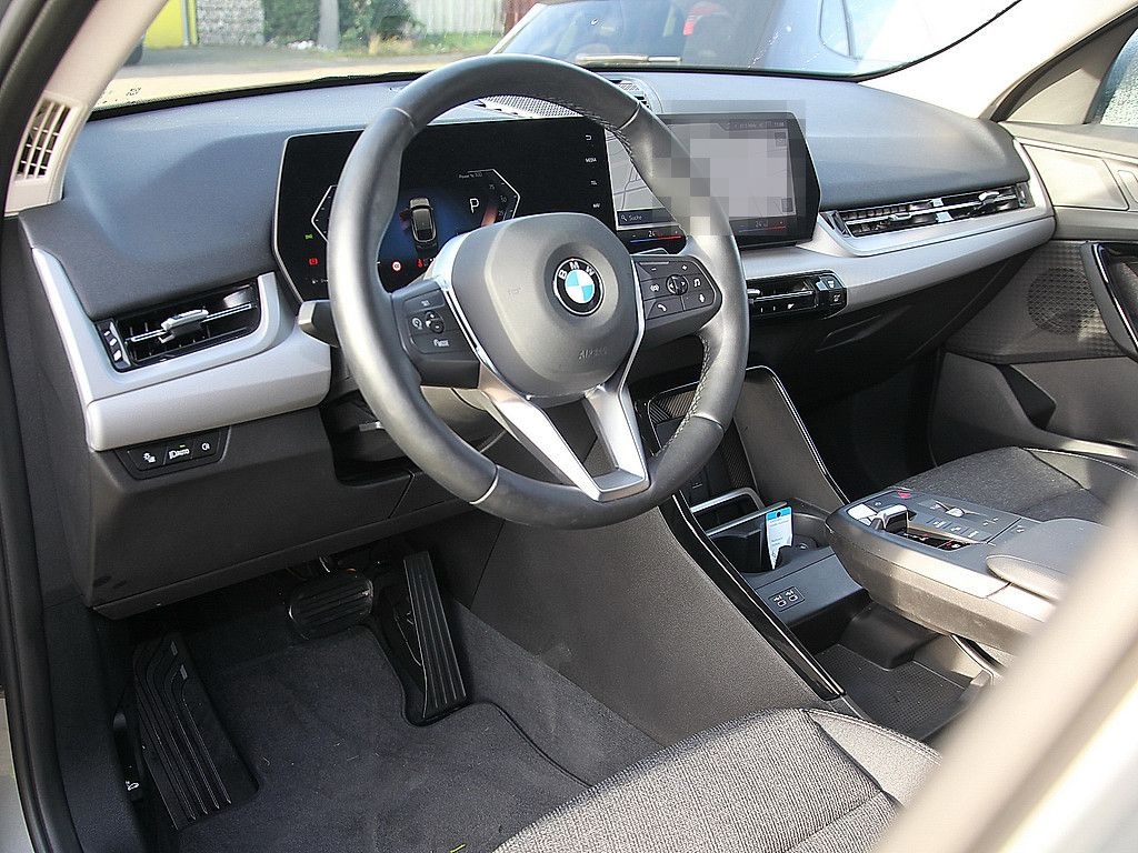 BMW X2 sDrive 20i MHD STEPTRONIC NAVI AHK KAMERA LED foto 6