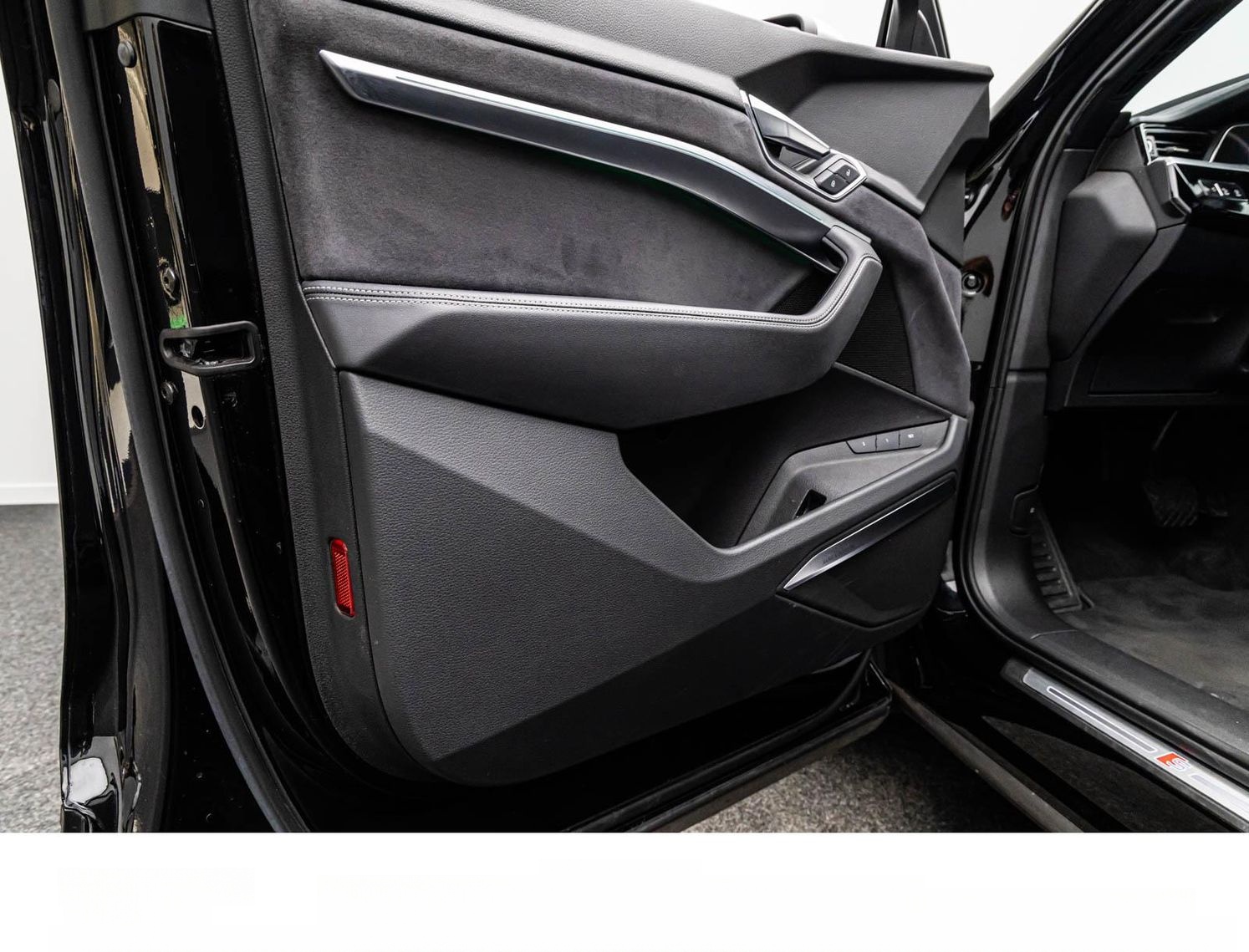 Audi E-TRON SPORTBACK S BLACK MATRIX/ACC/PANO/360/B&O foto 14