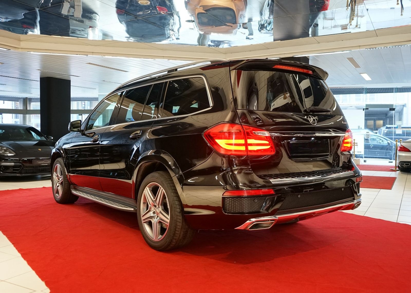 Mercedes-Benz GL 500 AMG ILS Panorama AHK ActiveCurve H&Ksound foto 5