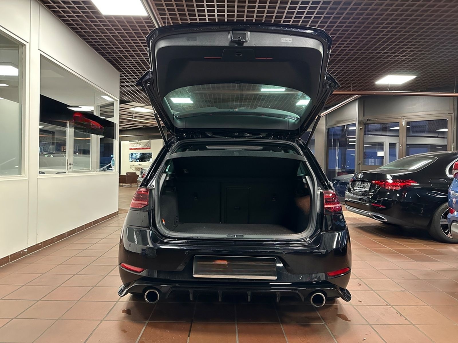 Volkswagen Golf VII Lim. GTI Performance, LEDER, PANO., DSG foto 22