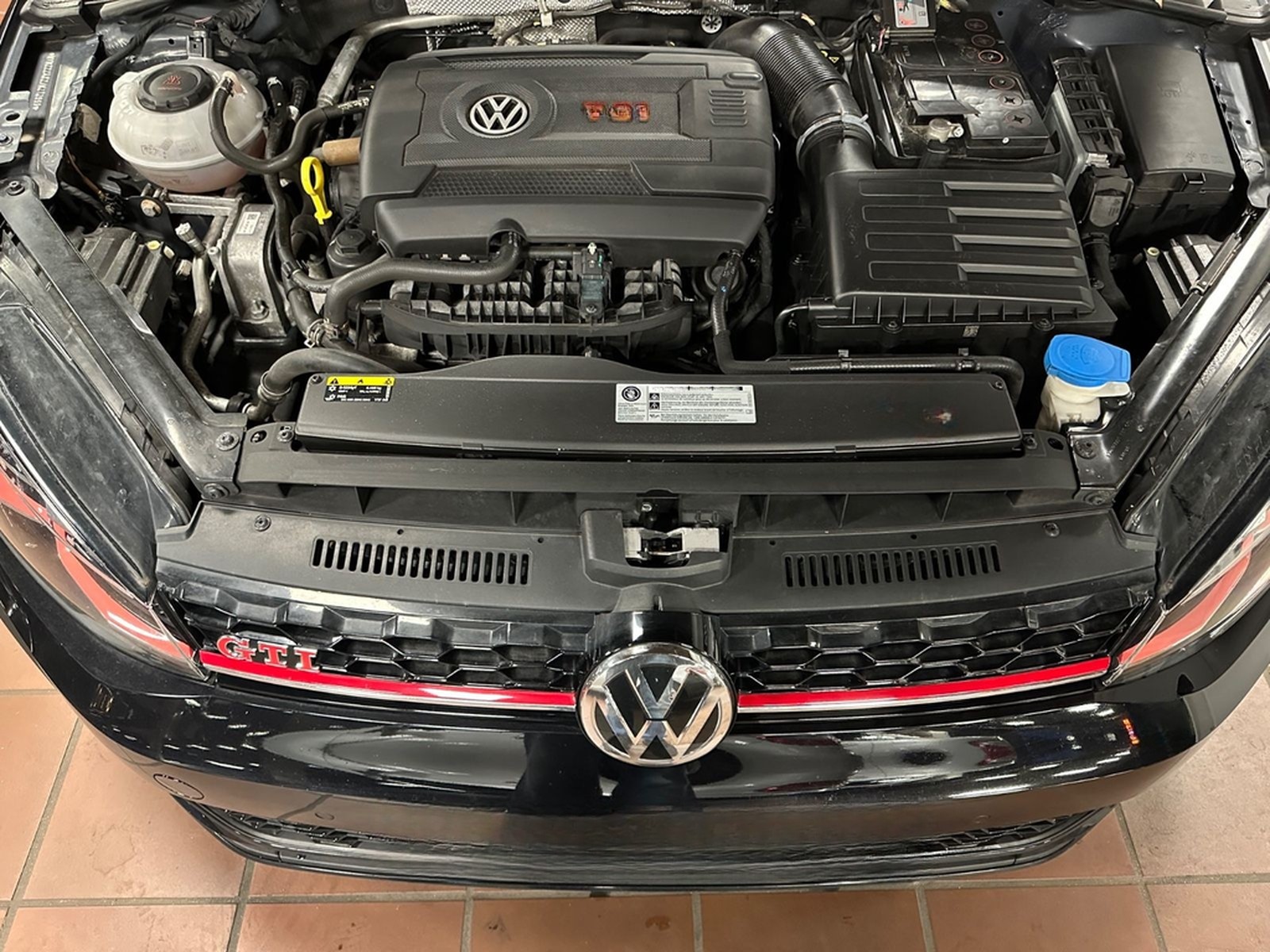 Volkswagen Golf VII Lim. GTI Performance, LEDER, PANO., DSG foto 23