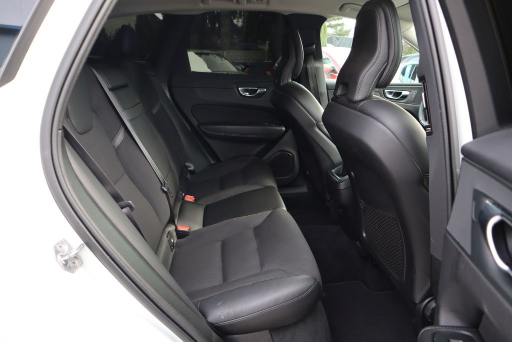 Volvo XC60 D4 Geartronic Momentum Pro|AHK|NAVI|PDC| foto 15