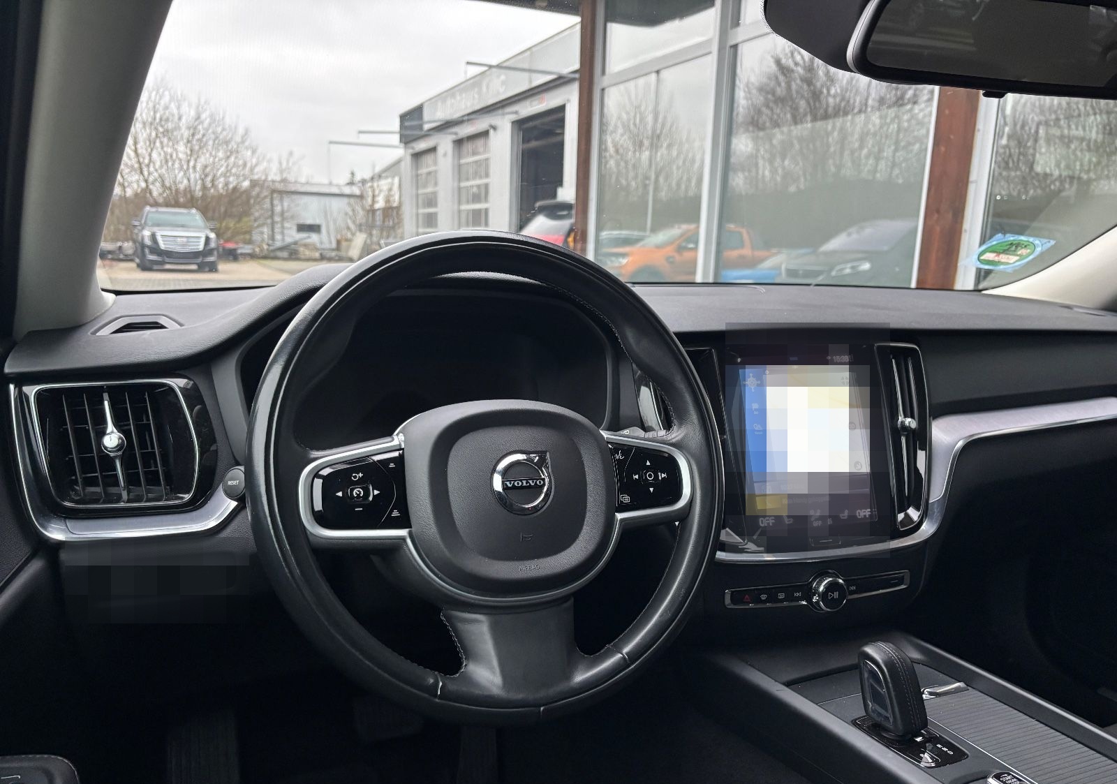 Volvo V60 Kombi Momentum Core R-Cam AHK foto 11