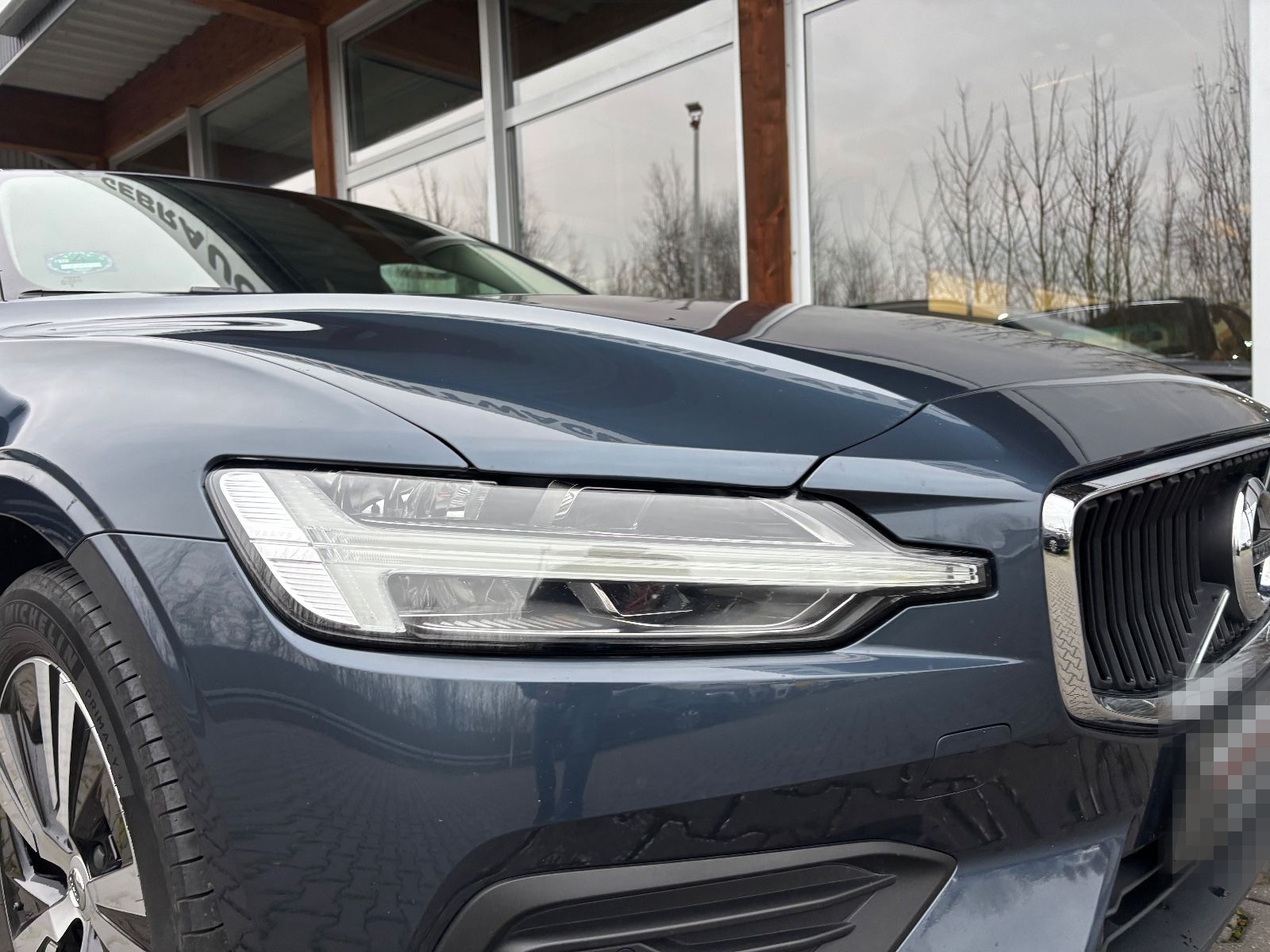 Volvo V60 Kombi Momentum Core R-Cam AHK foto 17