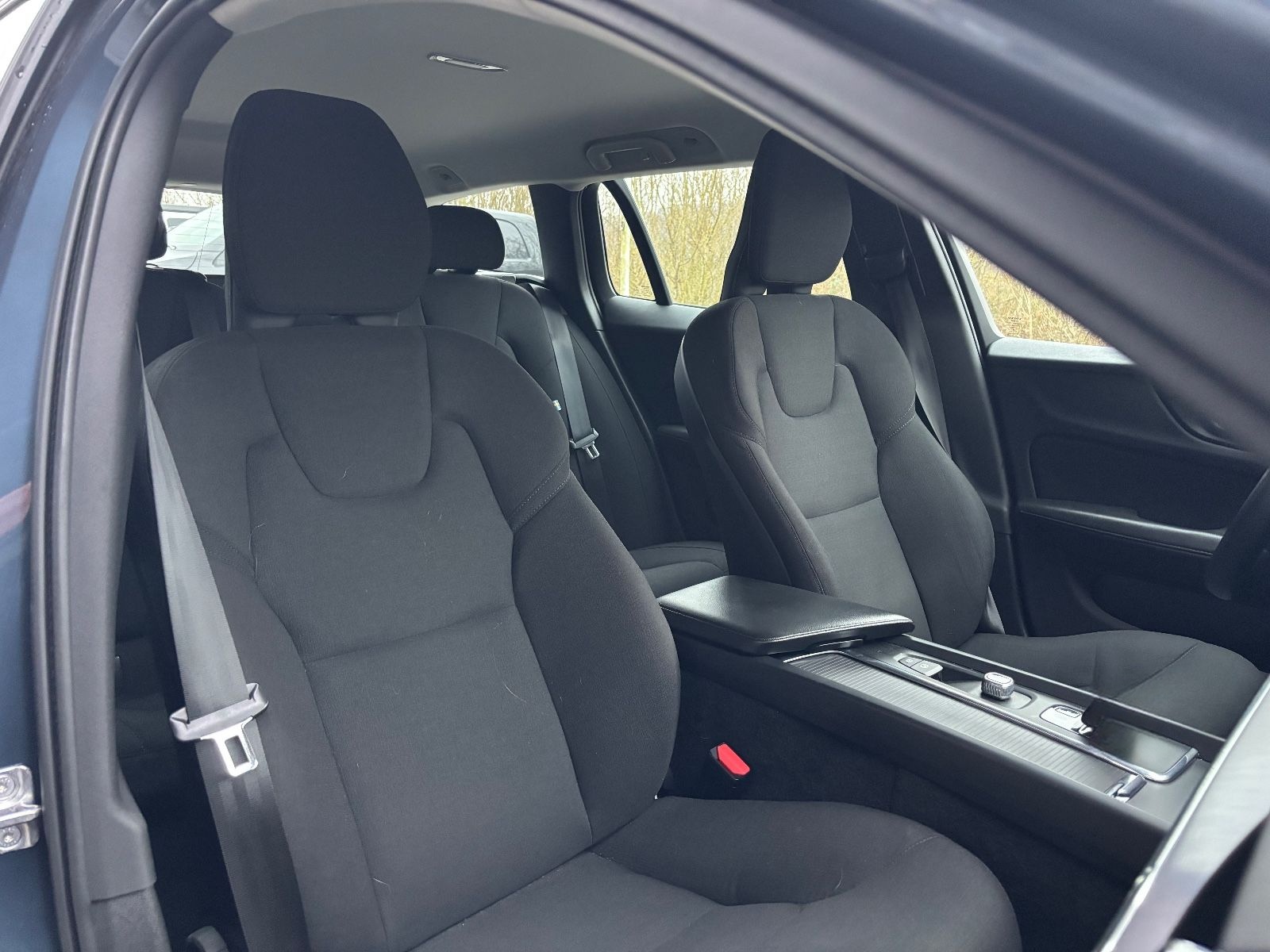 Volvo V60 Kombi Momentum Core R-Cam AHK foto 10