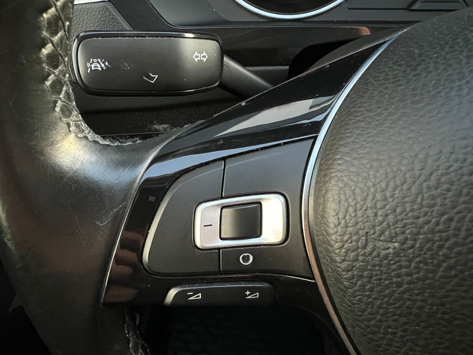 Volkswagen Tiguan SOUND 1.4 TSI ACT BMT *AHK, Navi, Kamera* foto 18