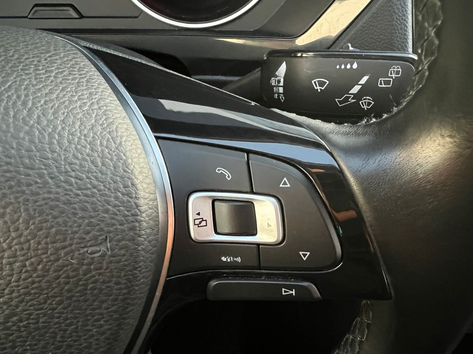 Volkswagen Tiguan SOUND 1.4 TSI ACT BMT *AHK, Navi, Kamera* foto 19