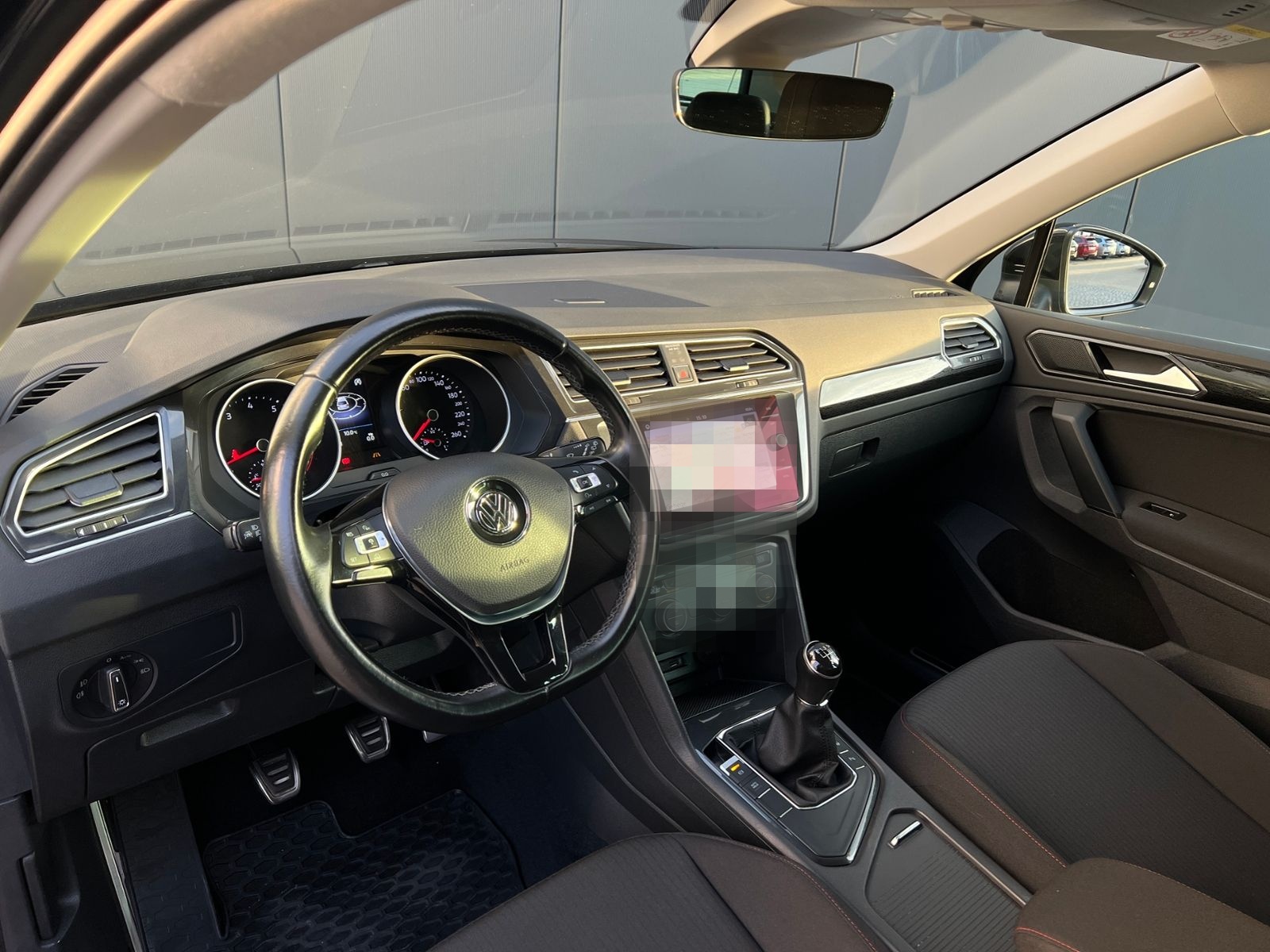 Volkswagen Tiguan SOUND 1.4 TSI ACT BMT *AHK, Navi, Kamera* foto 7