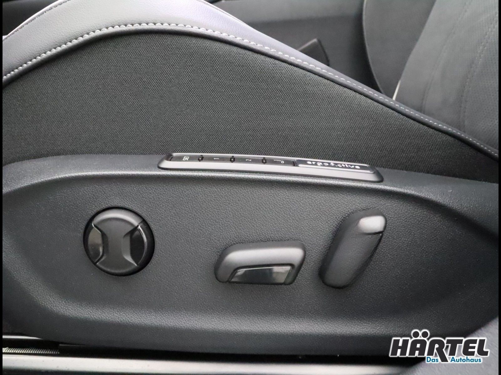 Volkswagen ID.7 TOURER PRO 77KWH AUTOMATIK (+ACC-RADAR) LED foto 17
