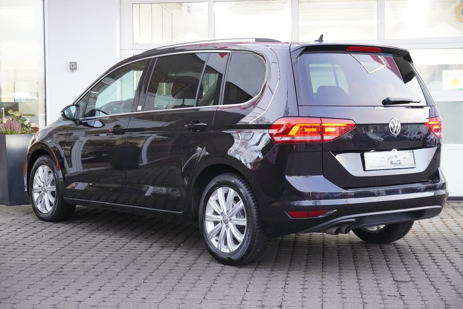 Volkswagen Touran 1.4 TSI DSG Highline LED ACC Standheizung foto 4
