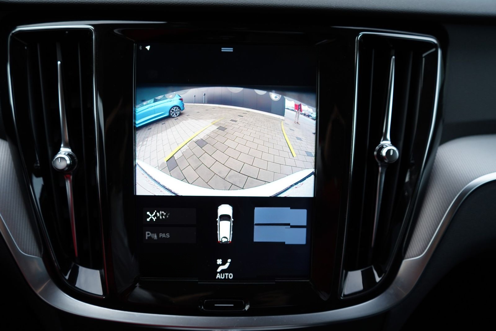 Volvo V60 Kombi 2.0 Inscription LED Navi Tempomat DAB foto 14