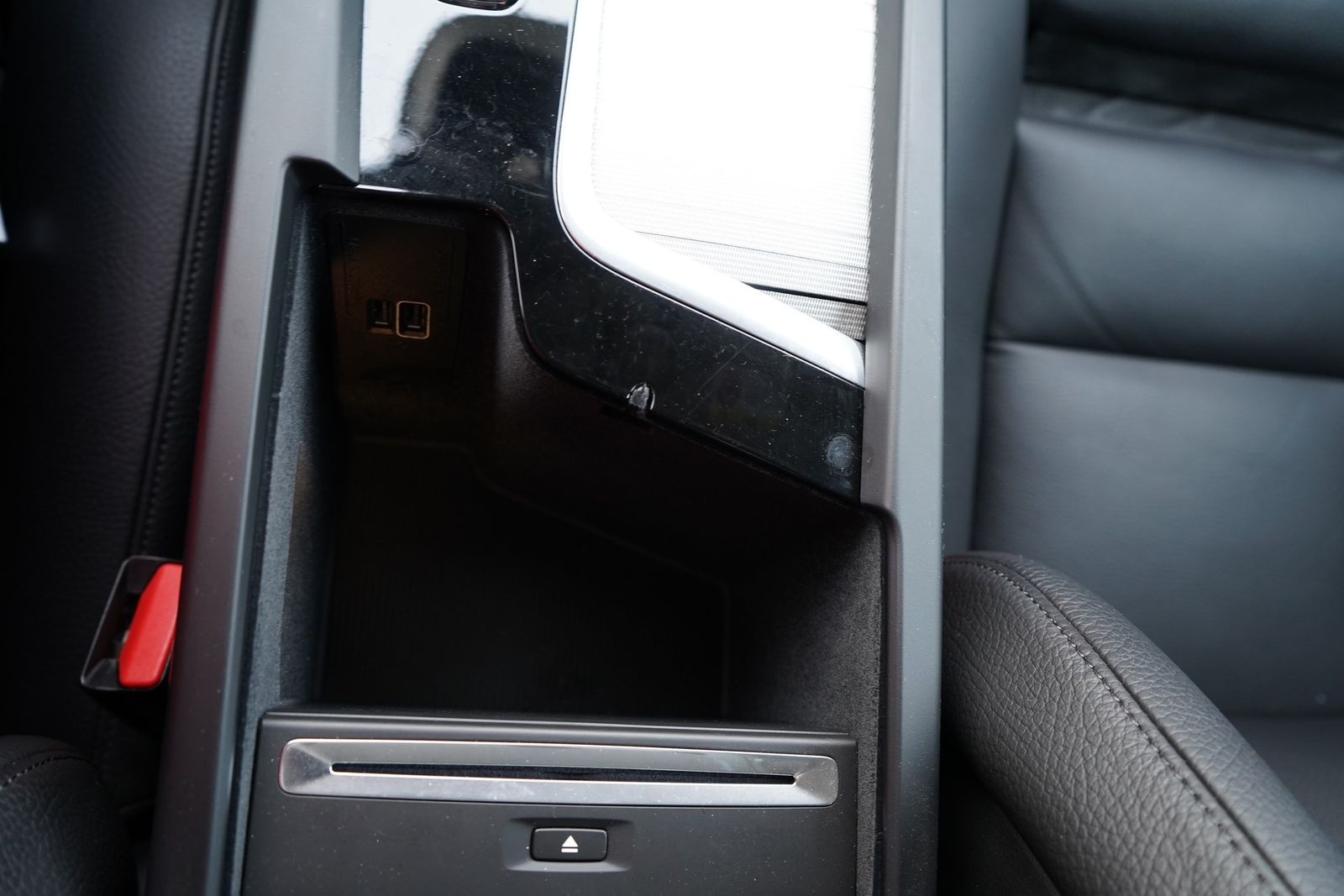 Volvo V60 Kombi 2.0 Inscription LED Navi Tempomat DAB foto 19