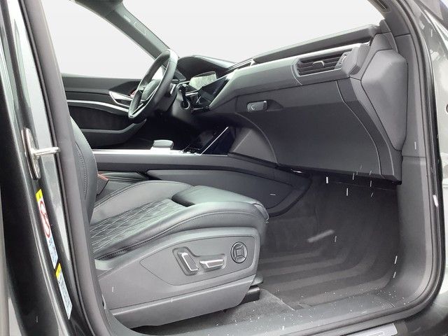 Audi e-tron S Sportback quattro Matrix LED Scheinwerf foto 15
