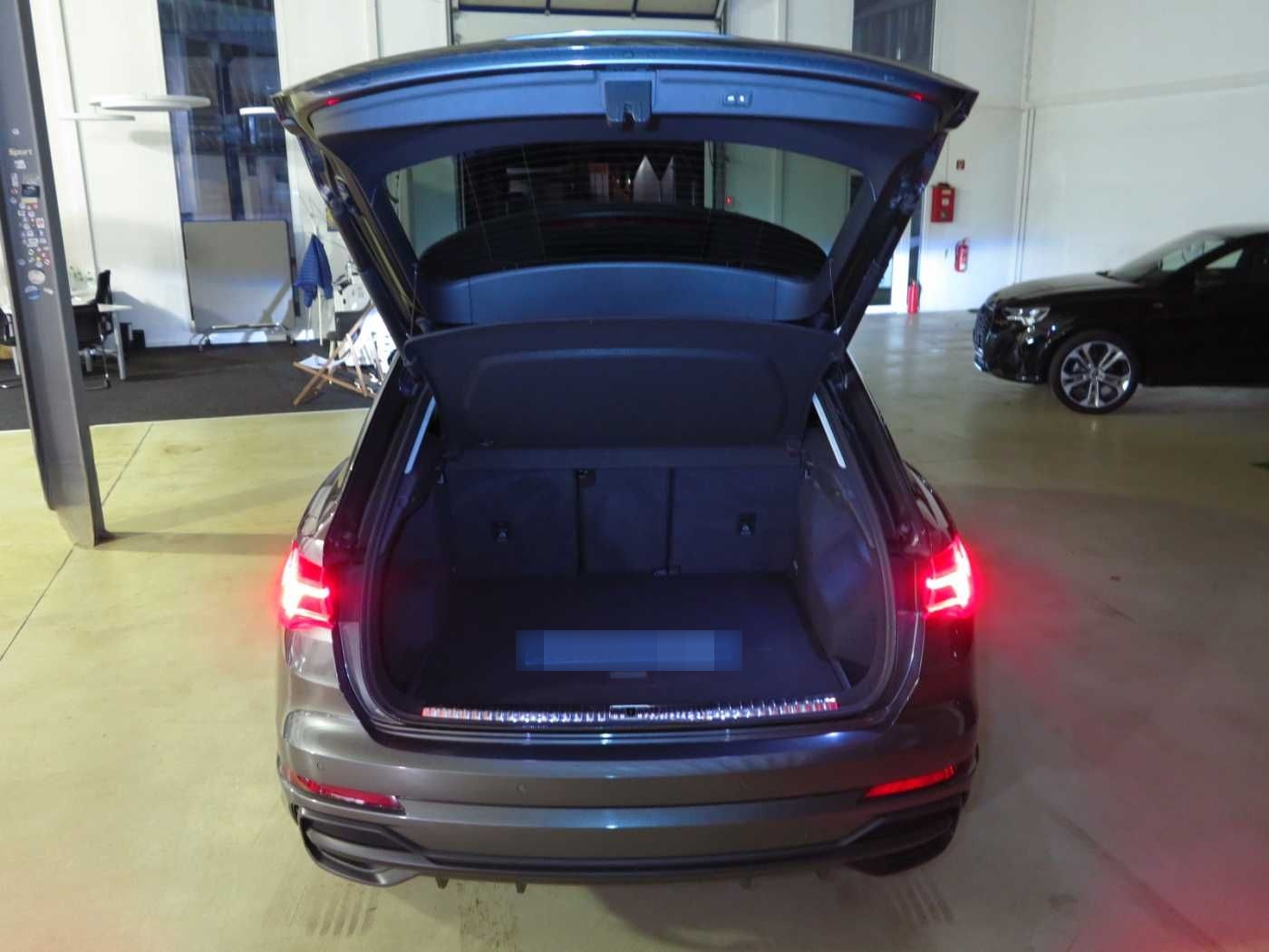 Audi Q3 40 TDI 2.0 SCR quattro S tronic S line Navi foto 7