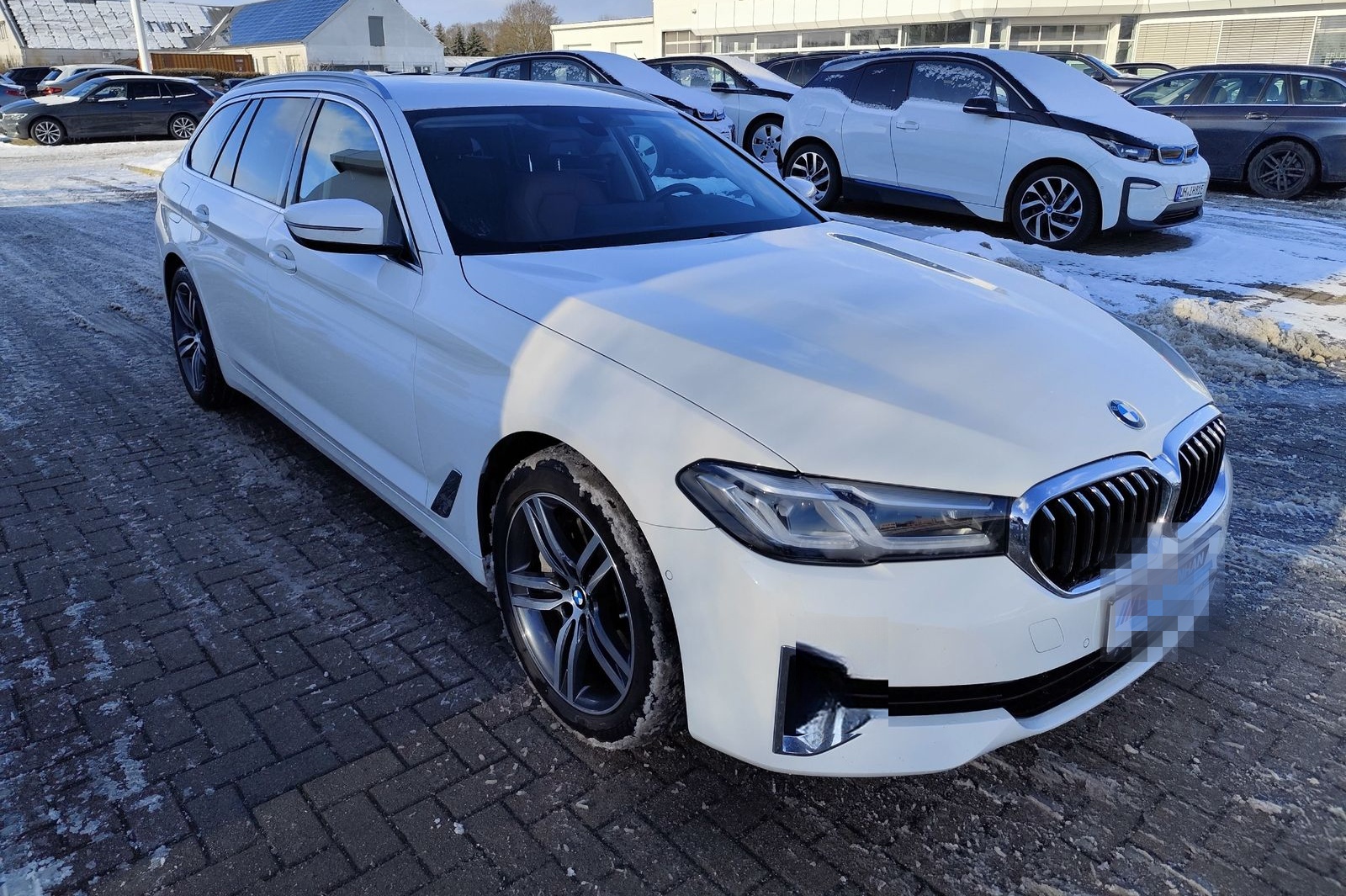 BMW 530d Touring LED LC Prof Kamera LRH SHZ PDC Temp foto 3