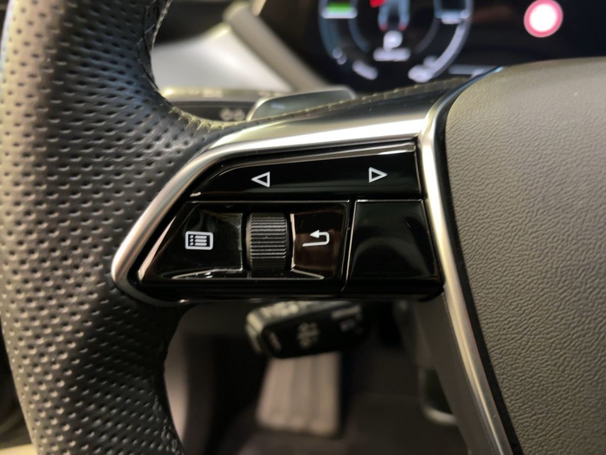 Audi e-tron GT quattro 350 kW Navi Kamera LED foto 11