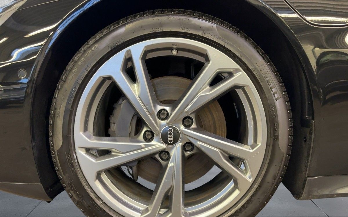 Audi e-tron GT quattro 350 kW Navi Kamera LED foto 17
