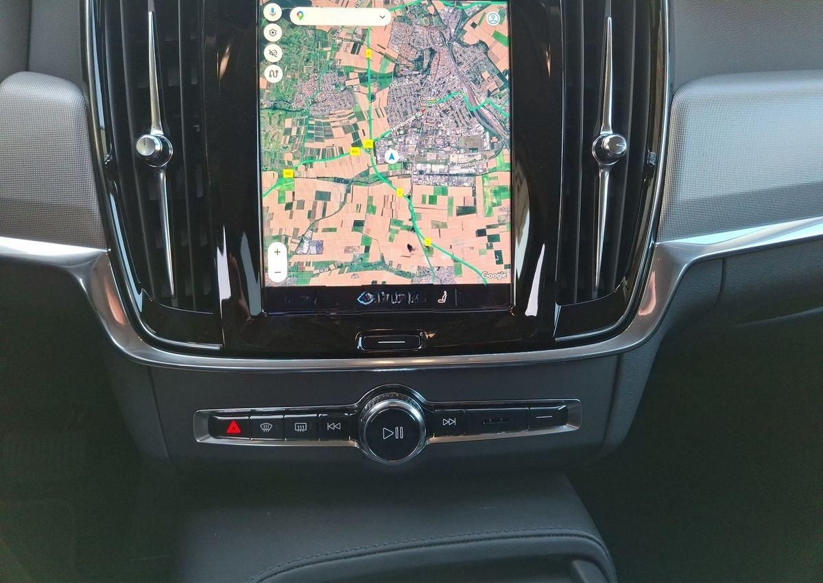 Volvo V90 B4 Mild-Hybrid Diesel PLUS BRIGHT AHK Leder  foto 17