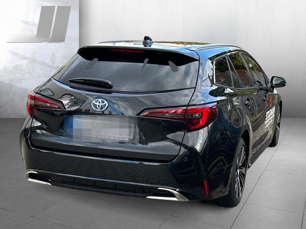 Toyota Corolla 2.0 Hybrid Touring Sports Teamplayer foto 3