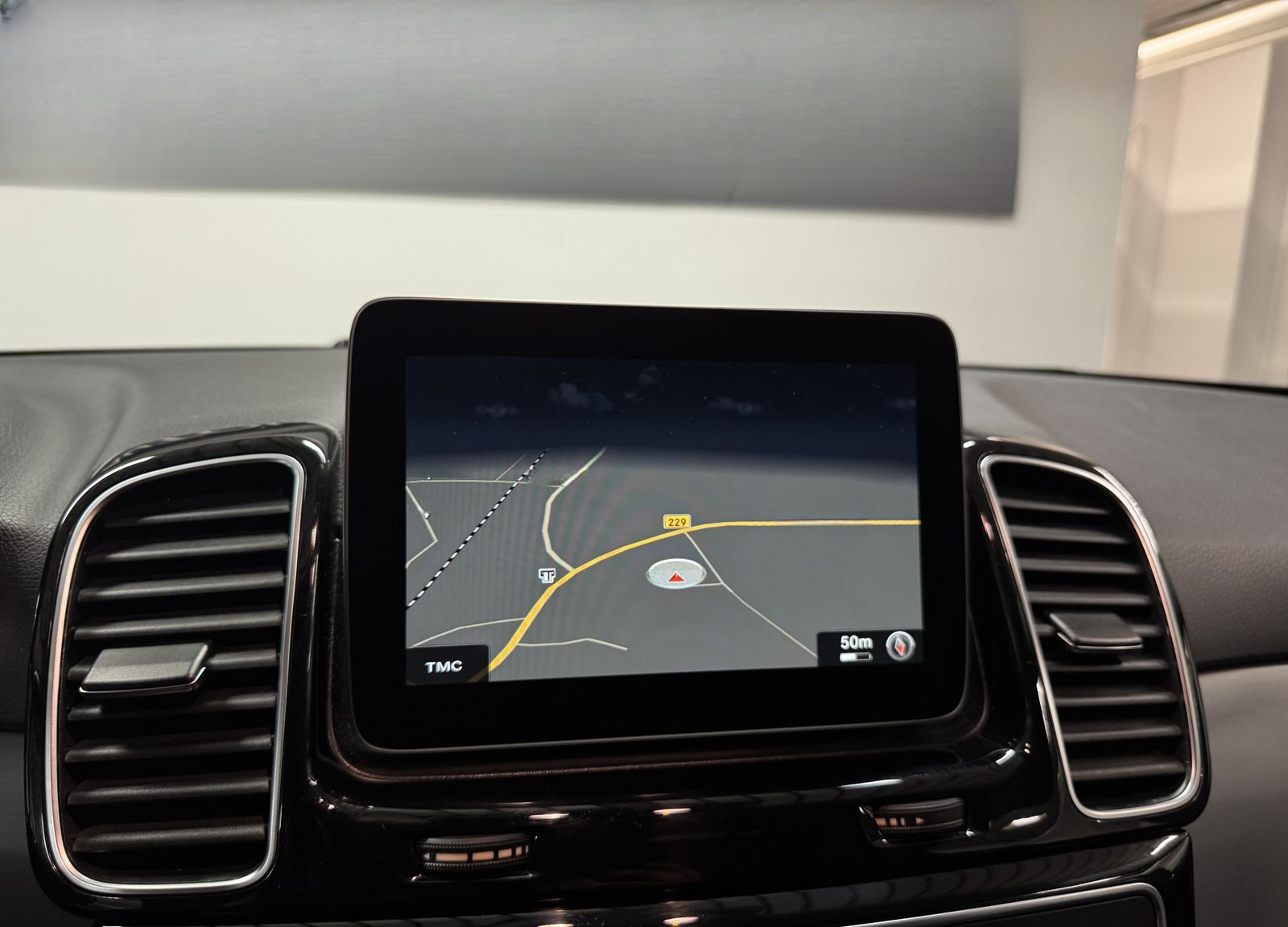 Mercedes-Benz GLE 350 d 4Matic*AMG-LINE*GDACH*LEDER*AHK* foto 18