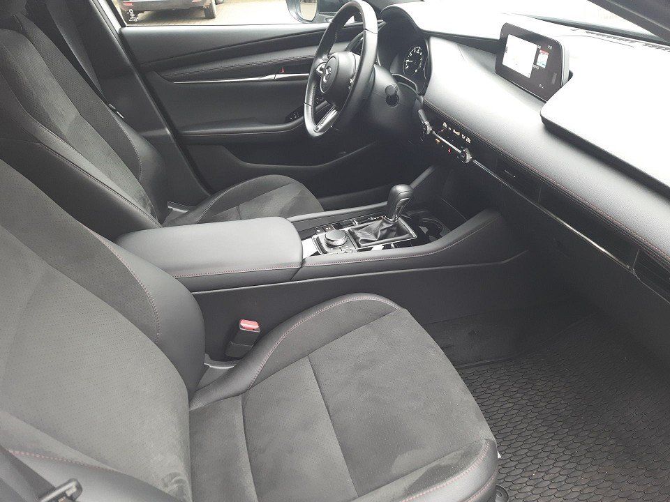 Mazda 3 SKYACTIV-G 150 AT Homura Premium-P./Spoiler foto 15