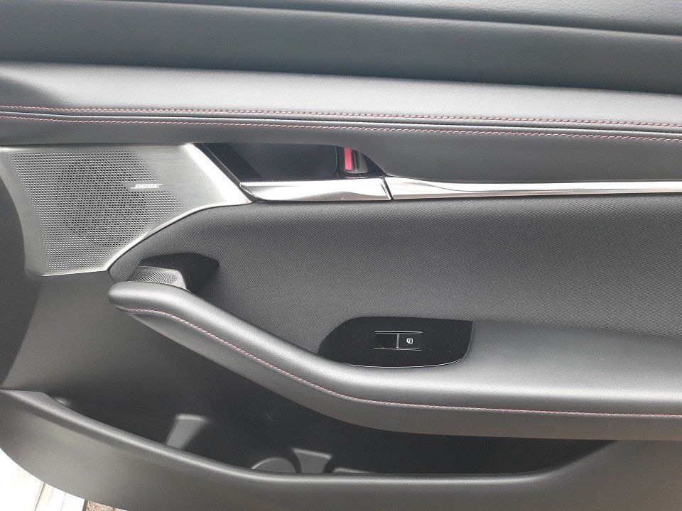 Mazda 3 SKYACTIV-G 150 AT Homura Premium-P./Spoiler foto 20
