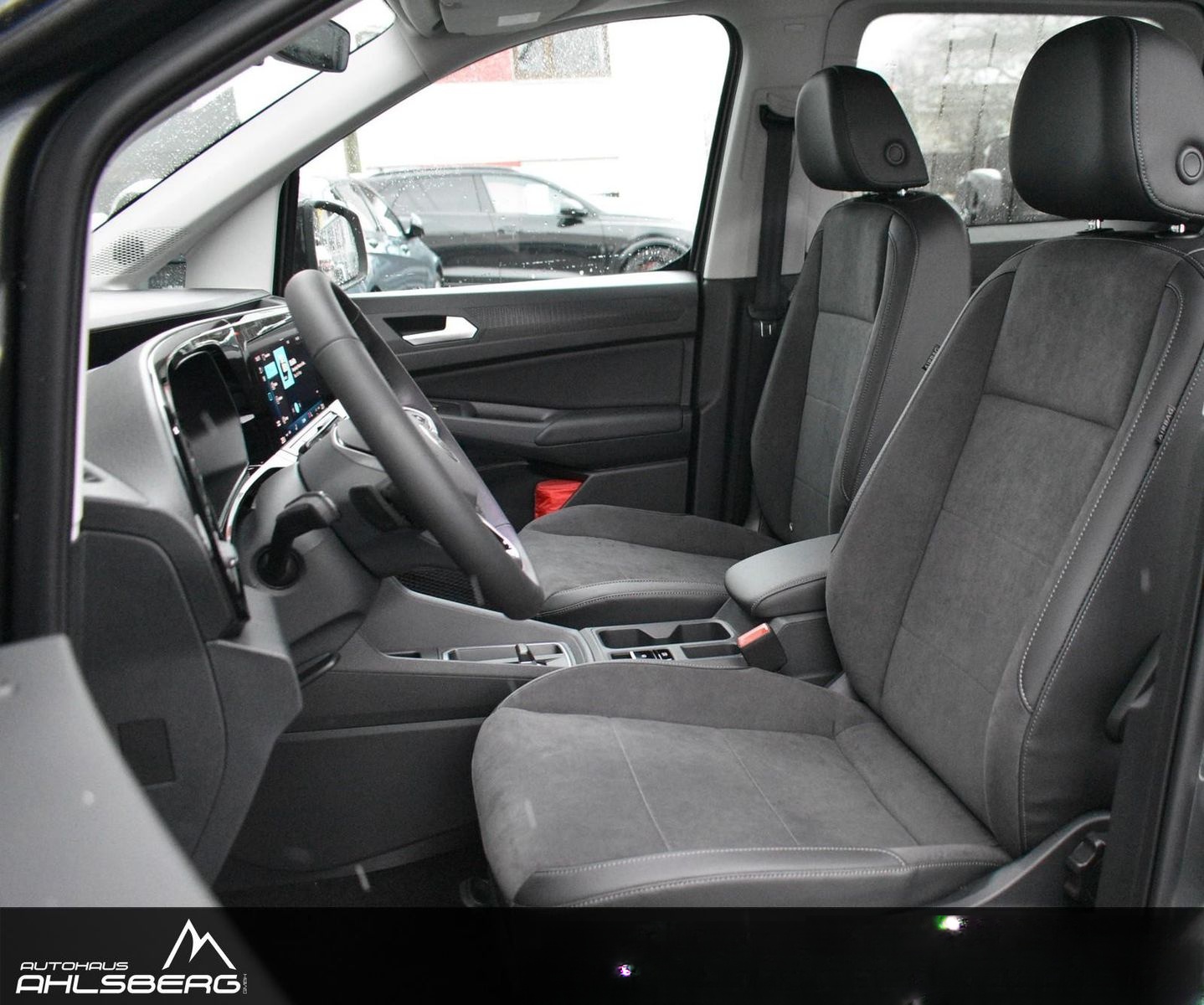 Volkswagen CADDY MAXI DSG TDI STY. STHZ./LEDER/LED/5 J.GARA foto 12