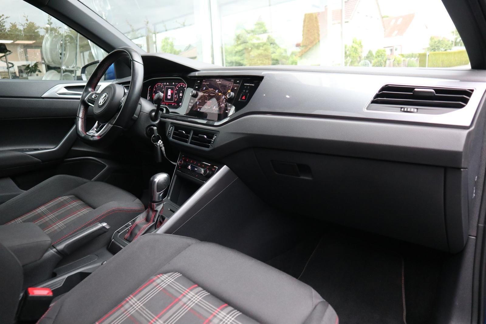 Volkswagen Polo GTI DSG NAV PAN LED SITZH BLUET PDC APP-CON foto 10
