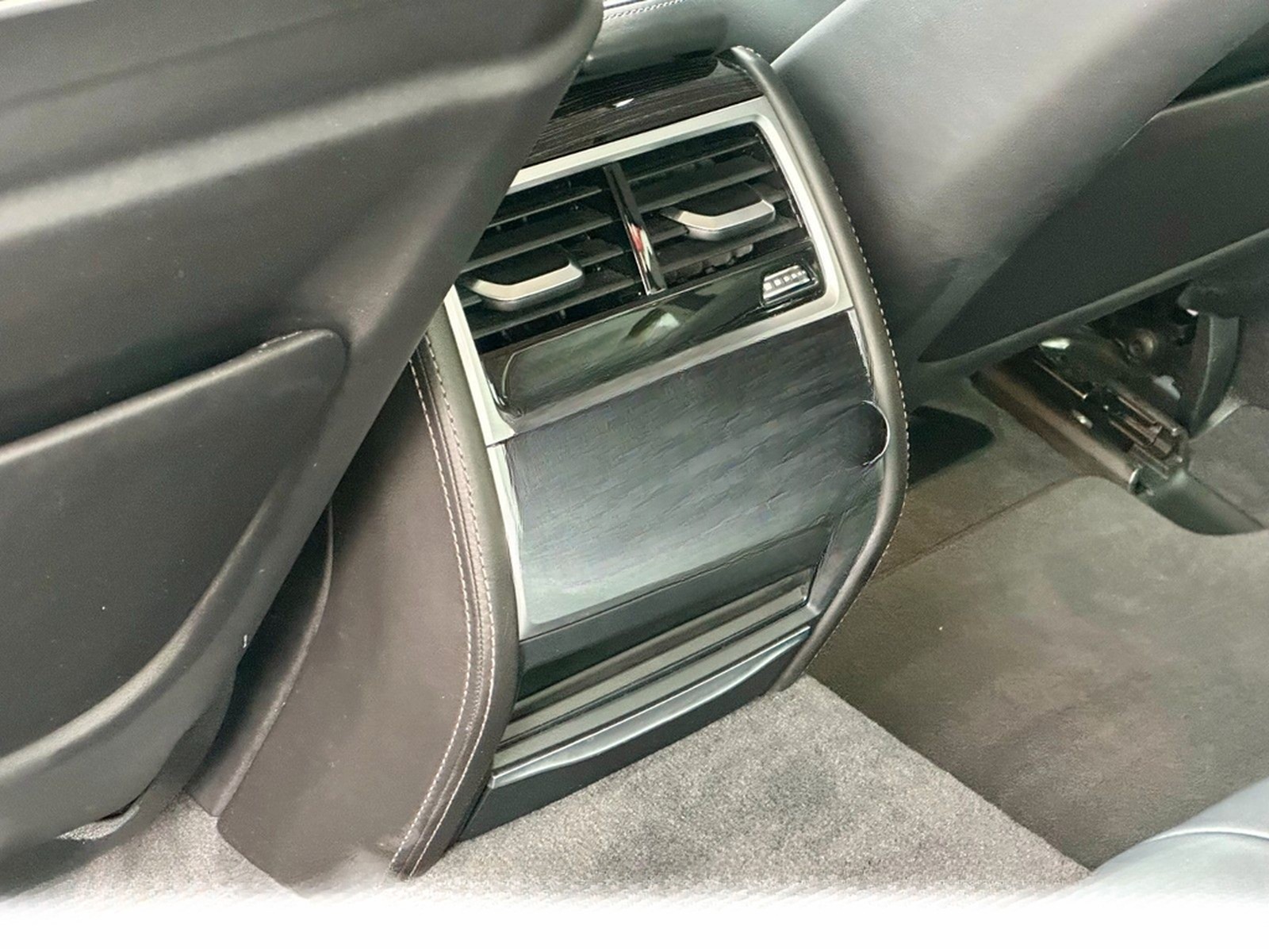 BMW 730dA xDrive *VOLL*HUD*SITZBELÜFTUNG*MASSAGE* foto 13