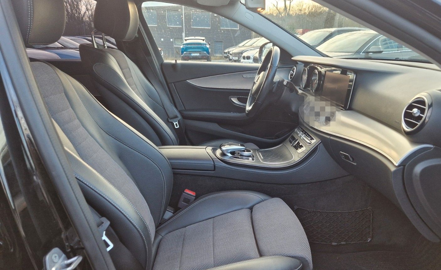 Mercedes-Benz E 200 T-Modell 9G MULTIBEAM COMAND 20" foto 15