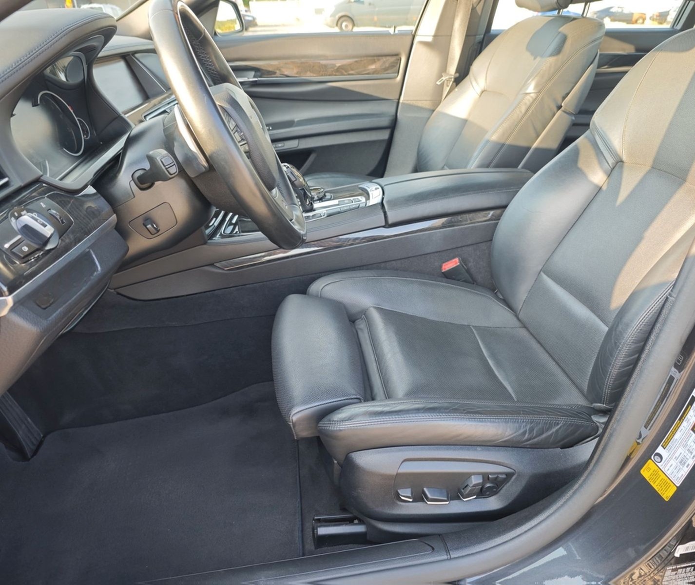 BMW 750Li Exclusi/Kamera/M-Paket/HarmanKardon/HeadUP foto 11