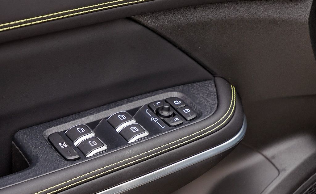 Lynk&Co 01 1.5 TD PHEV 206 kW More ACC FACEL. LED PANO foto 16