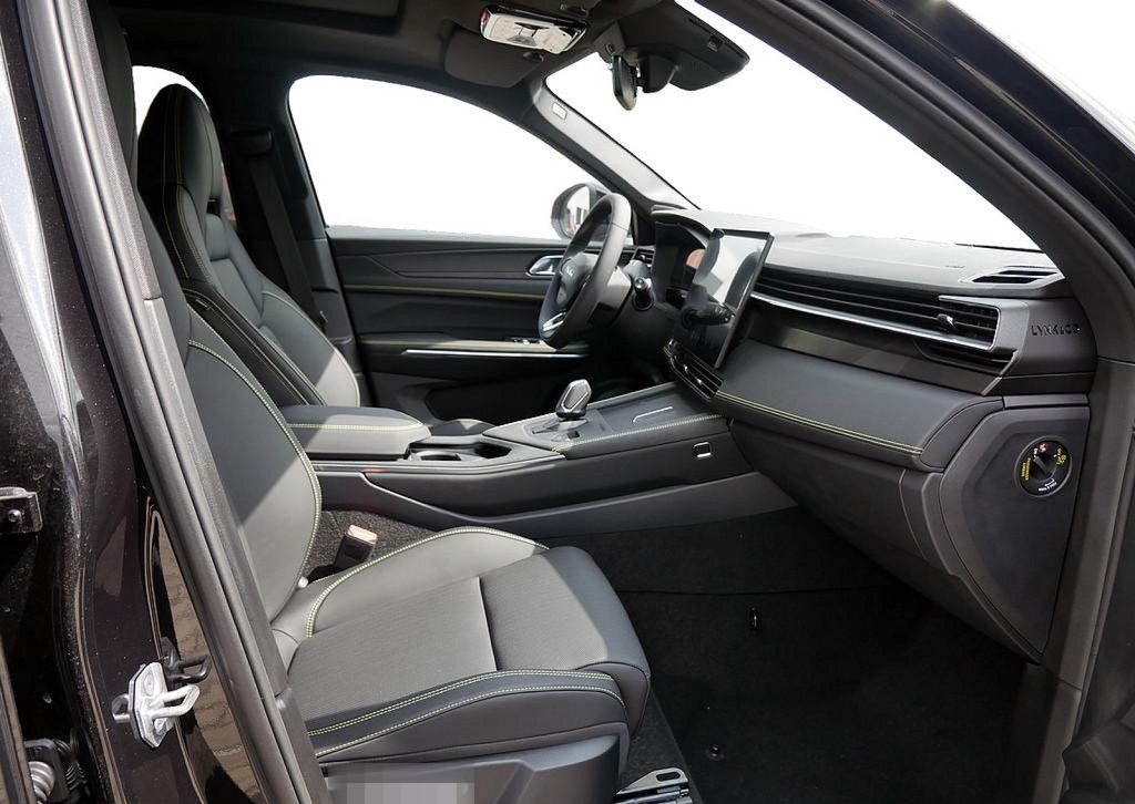 Lynk&Co 01 1.5 TD PHEV 206 kW More ACC FACEL. LED PANO foto 9