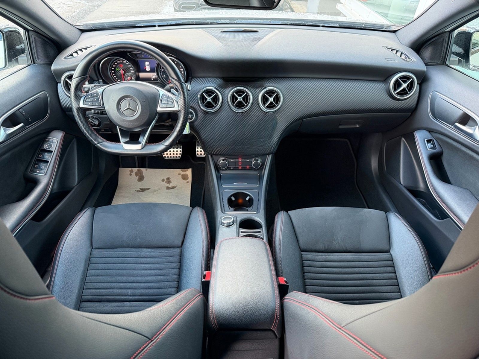 Mercedes-Benz A 200 AMG+Night+Kamera+LED+Navi+ foto 11